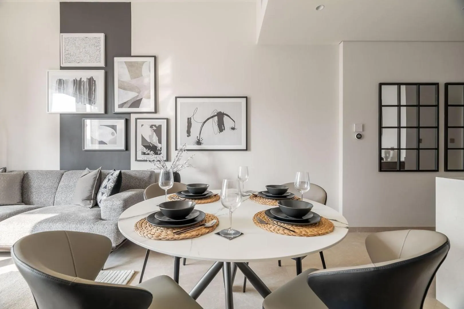 Апартаменты Guestready - Elegant Residence In Downtown Дубай